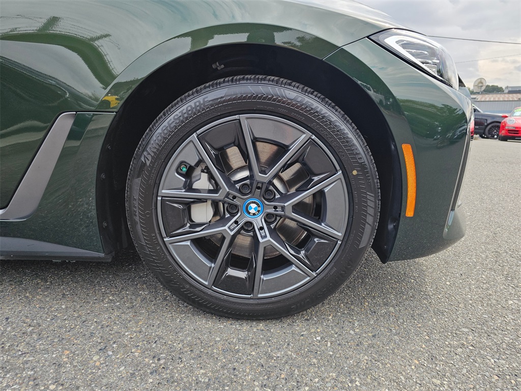 2022 Bmw i4 eDrive40 photo 8