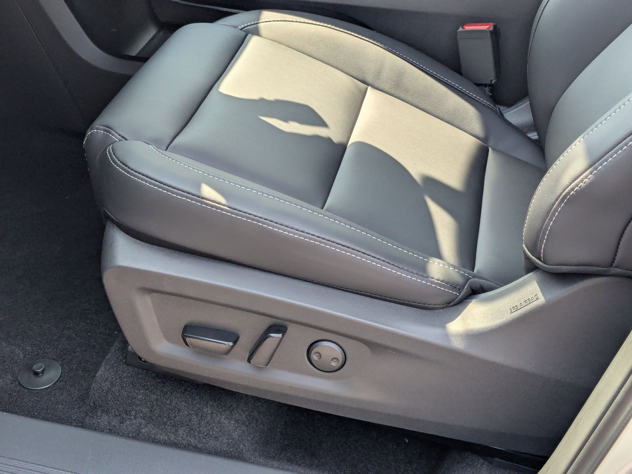 2025 Nissan Murano SV photo 3