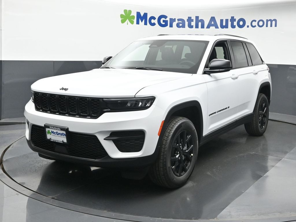 2025 Jeep Grand Cherokee Altitude photo 17
