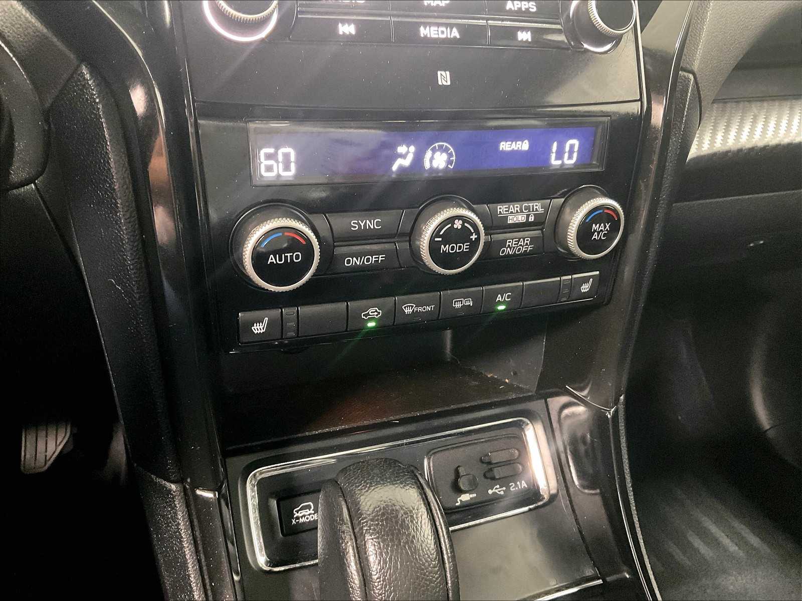 2022 Subaru Ascent Onyx Edition photo 24