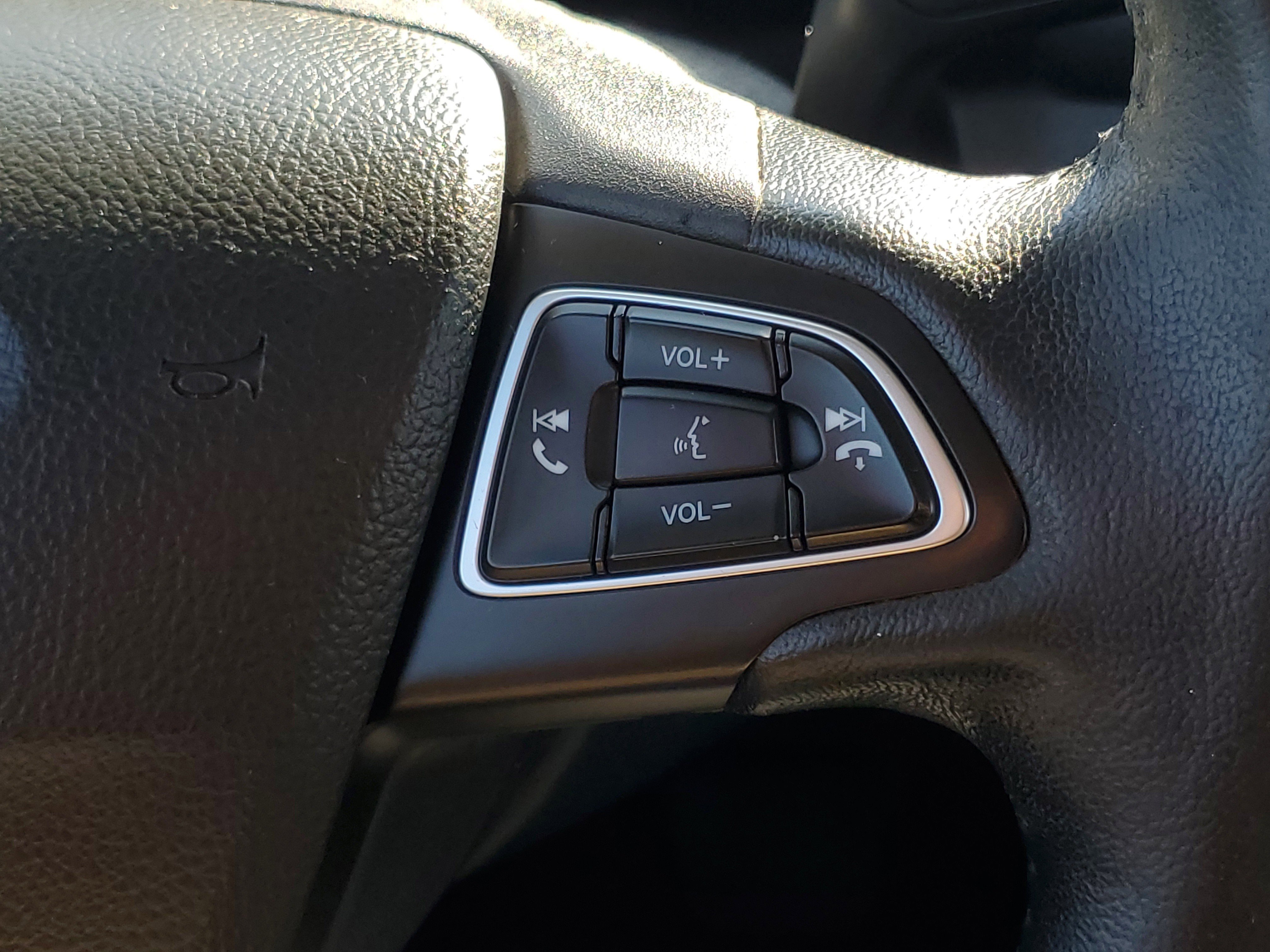 2020 Ford EcoSport SE photo 6