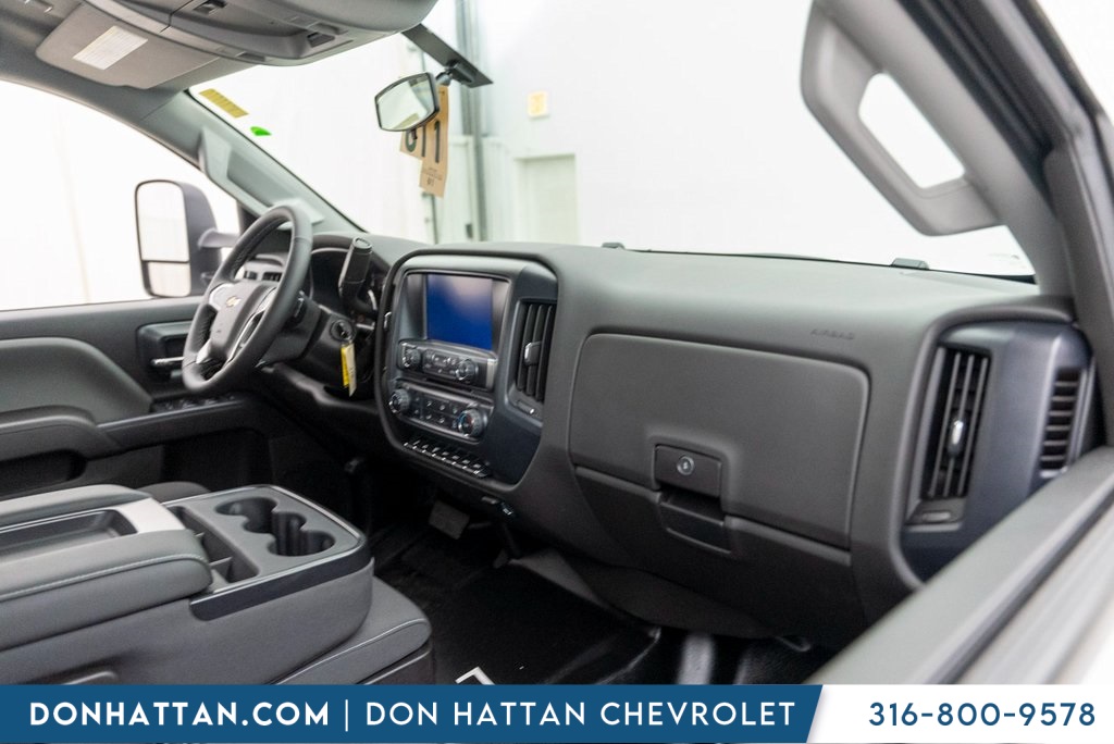 2024 Chevrolet Silverado 4500HD Work Truck photo 20