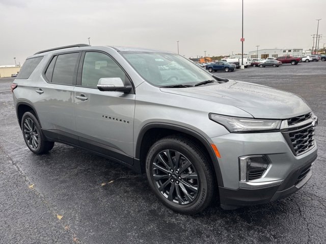 2023 Chevrolet Traverse RS photo 3