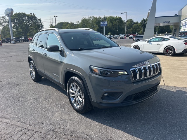 2021 Jeep Cherokee Latitude Lux photo 2
