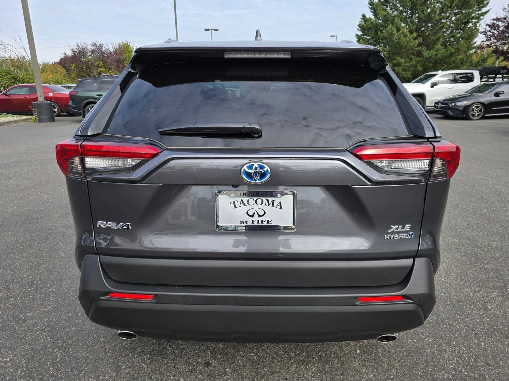 2023 Toyota RAV4 Hybrid XLE Premium photo 5