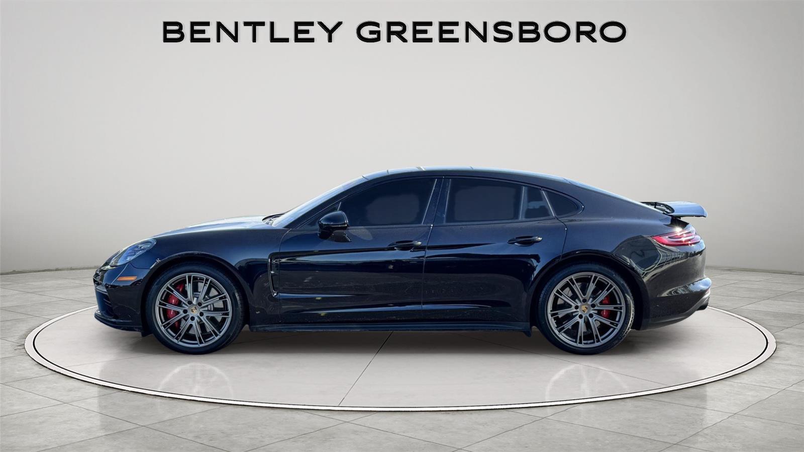 2020 Porsche Panamera Turbo photo 4