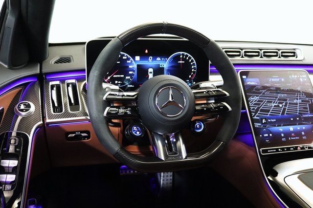 2024 Mercedes Benz S AMG 63 E PERFORMANCE photo 21
