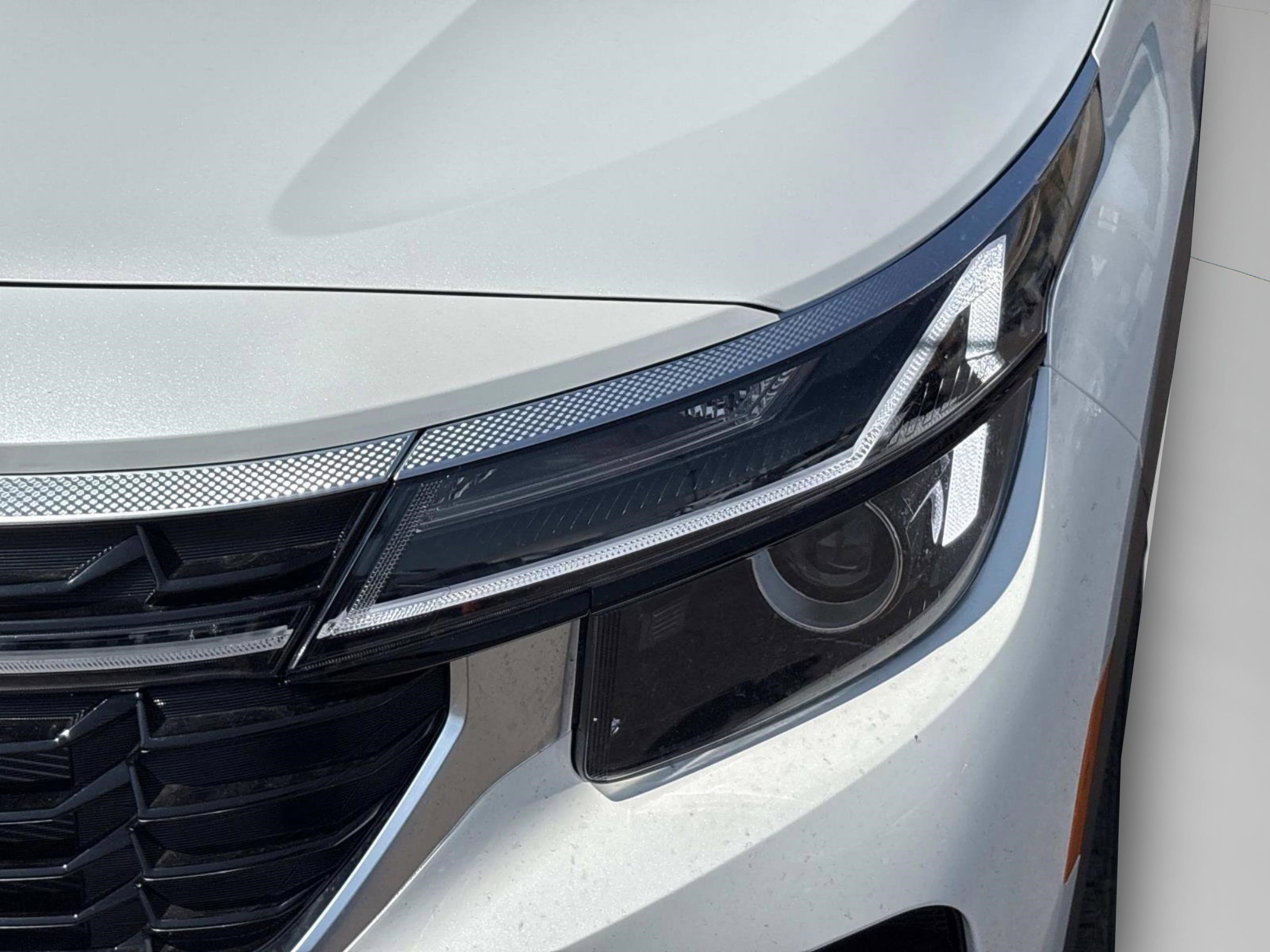 2026 Kia Seltos EX photo 9