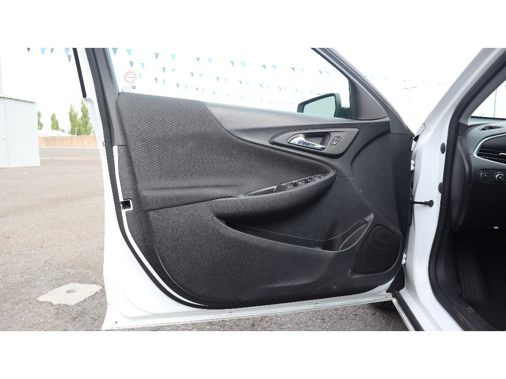 2023 Chevrolet Malibu 1LT photo 9