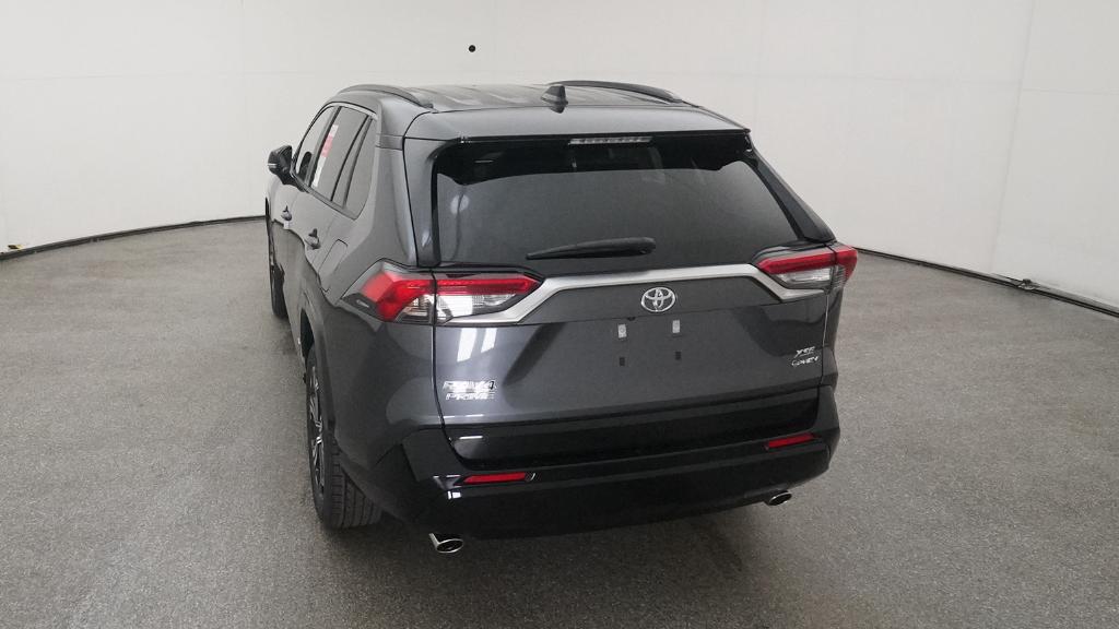 2025 Toyota RAV4 Hybrid XSE photo 16