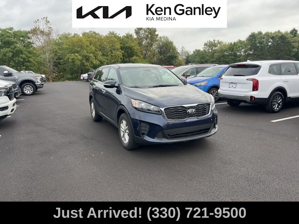 2020 Kia Sorento LX S photo 3