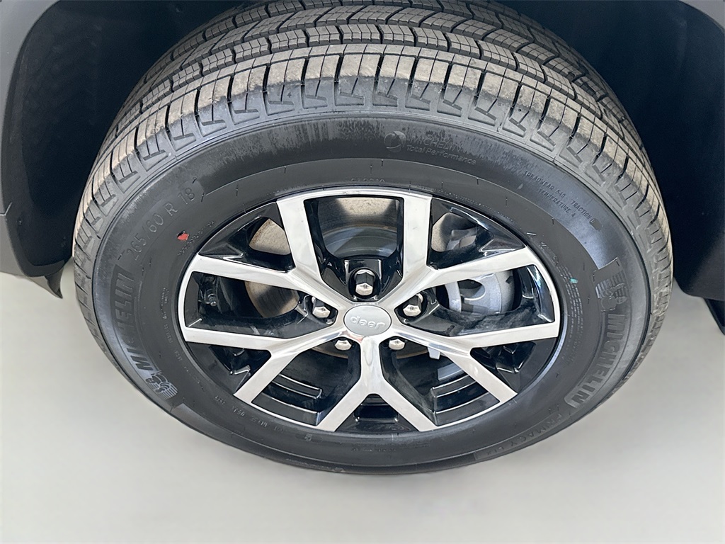 2025 Jeep Grand Cherokee Limited photo 26