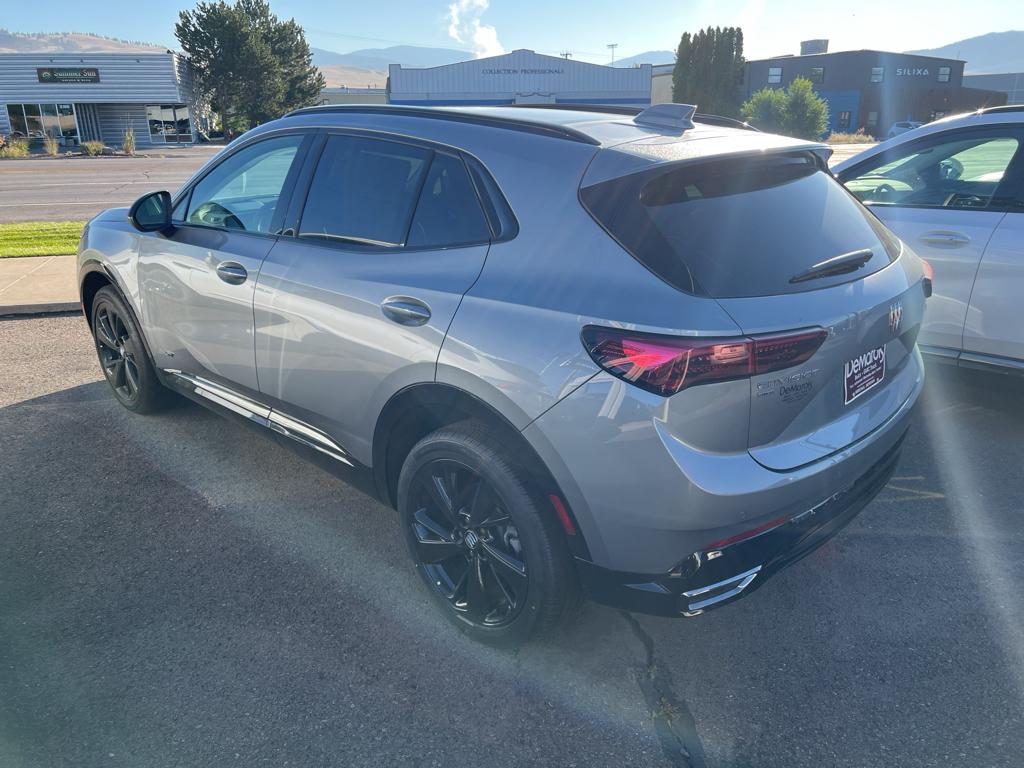 2024 Buick Envision Sport Touring photo 4