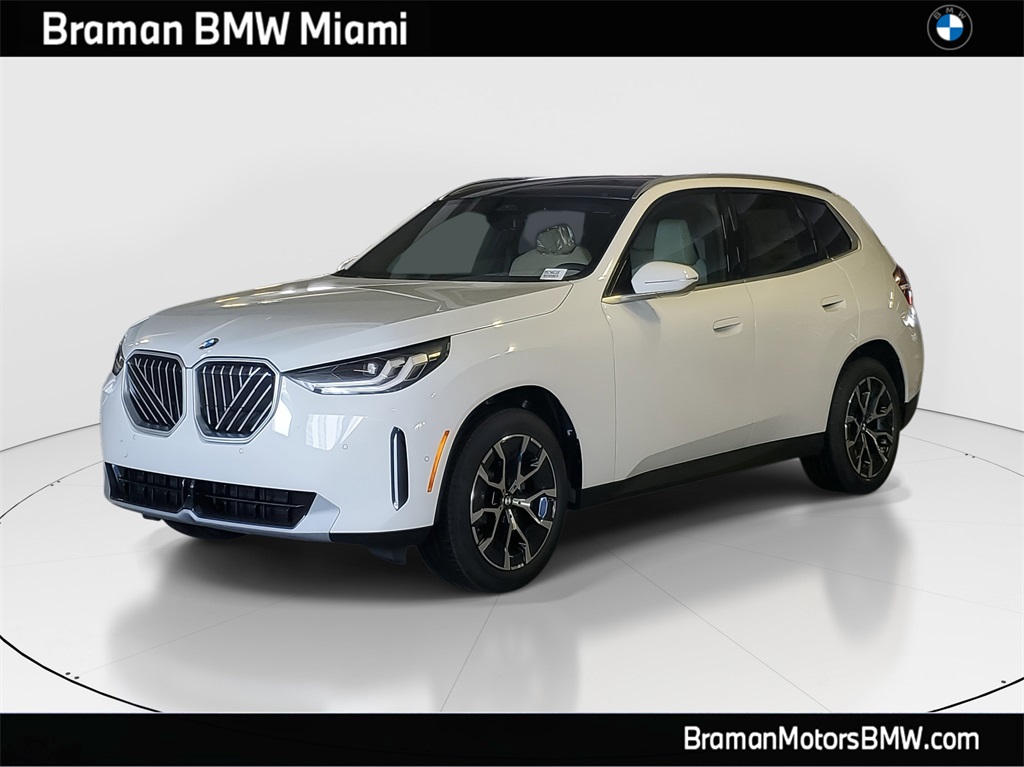 2026 BMW X3 30's photo