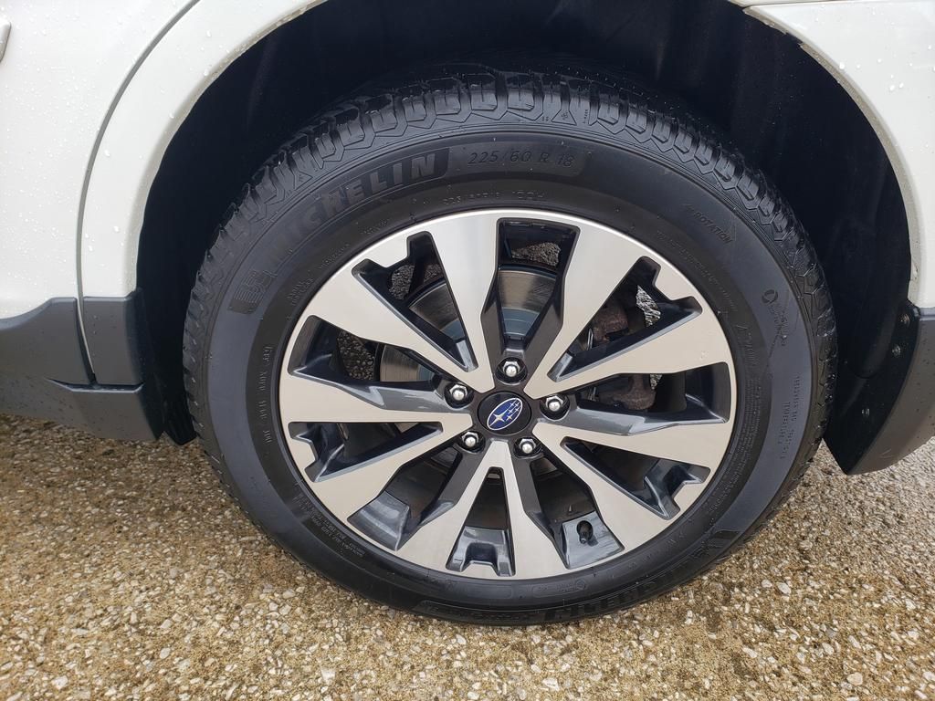 2017 Subaru Outback 3.6R Limited photo 37