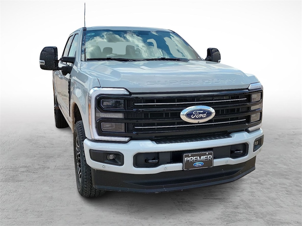 2025 Ford F-250 photo 2