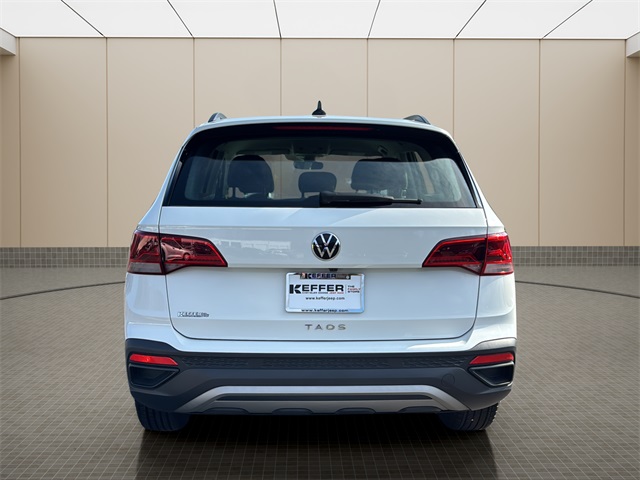 2024 Volkswagen Taos S photo 4