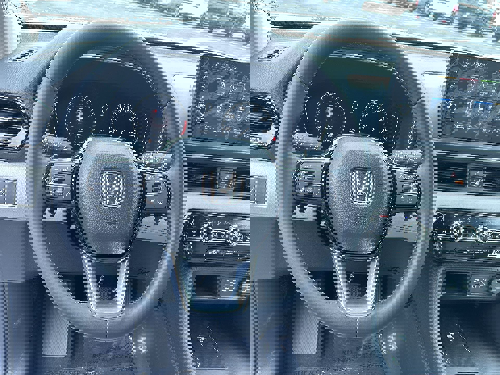 2025 Honda Pilot Touring photo 13