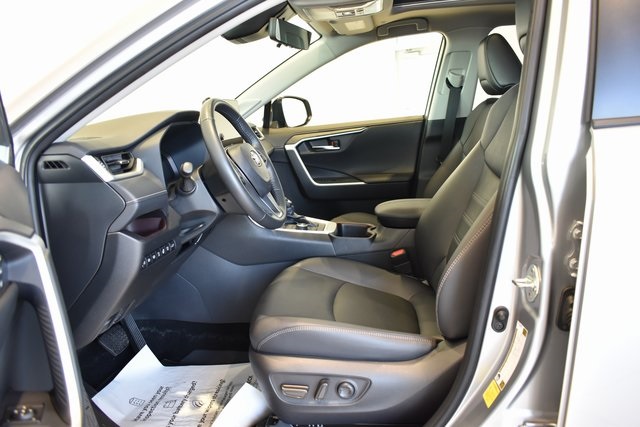 2024 Toyota RAV4 Limited photo 18