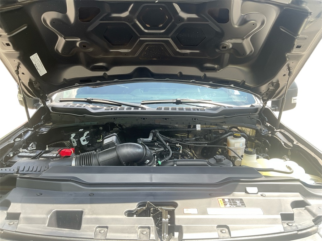 2024 Ford F-250 XLT photo 13