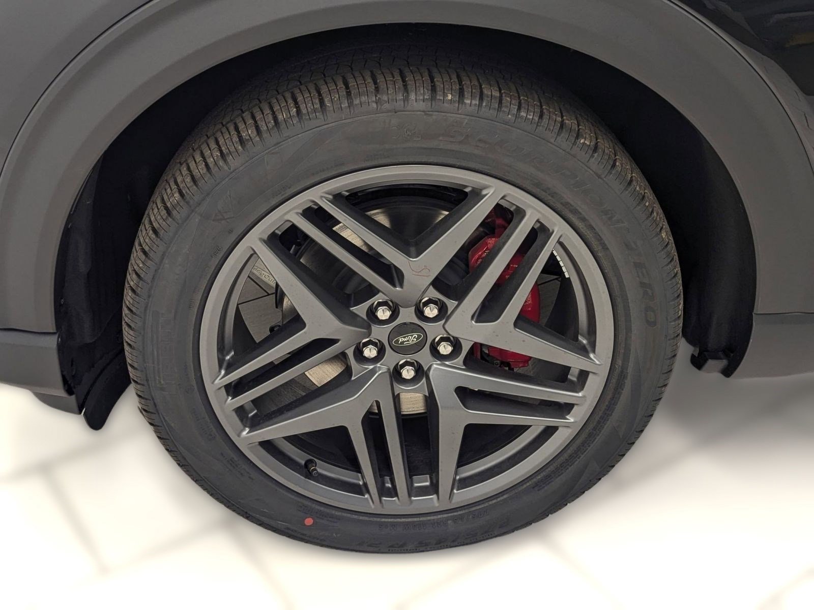 2026 Ford Explorer ST photo 4