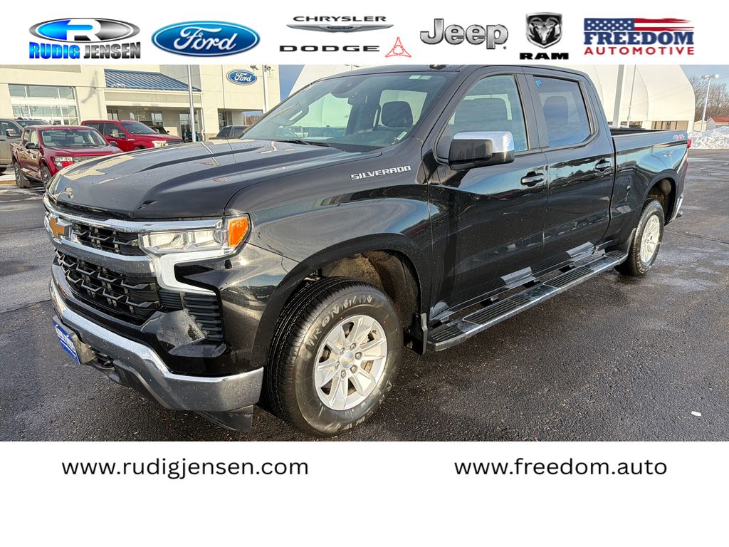 2024 Chevrolet Silverado 1500 LT's photo