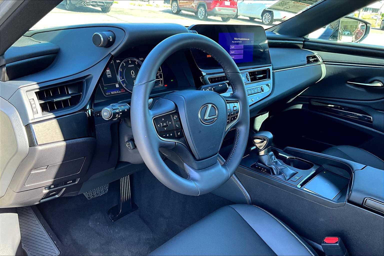 2023 Lexus ES 350 photo 15