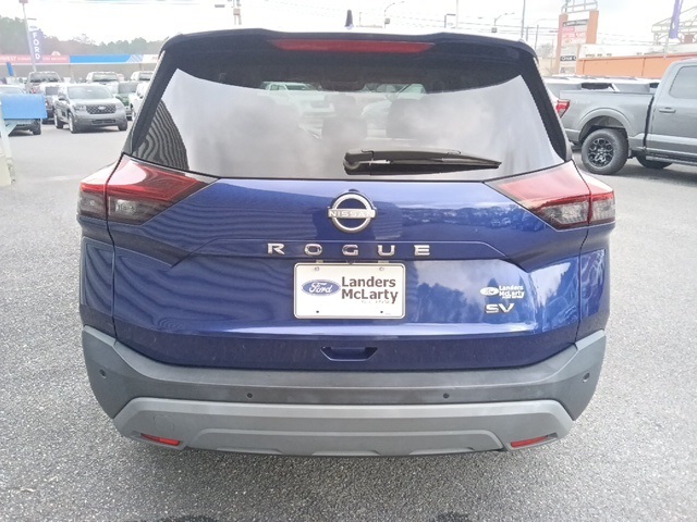 2023 Nissan Rogue SV photo 4