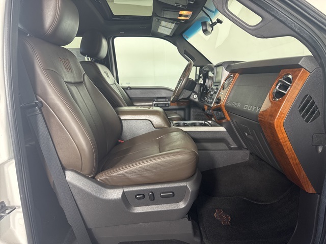 2016 Ford F-350 King Ranch photo 4
