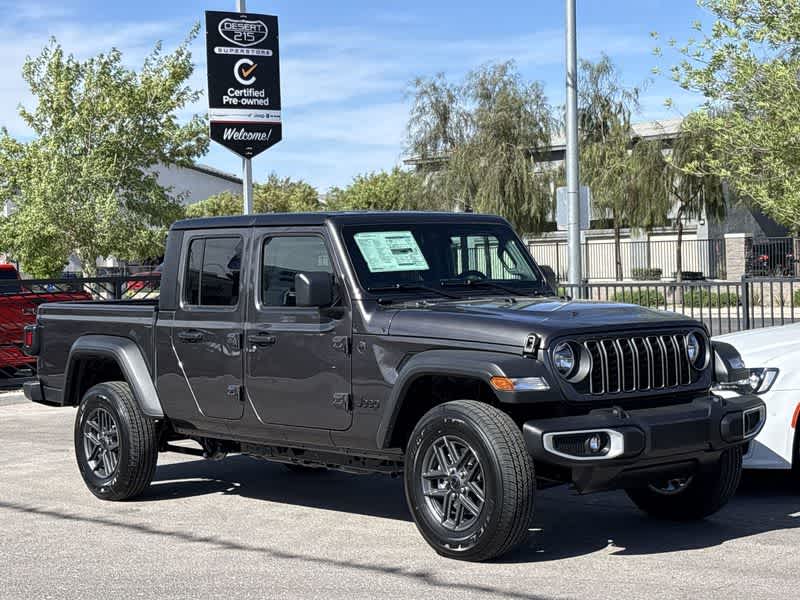 2025 Jeep Gladiator Sport S photo 2