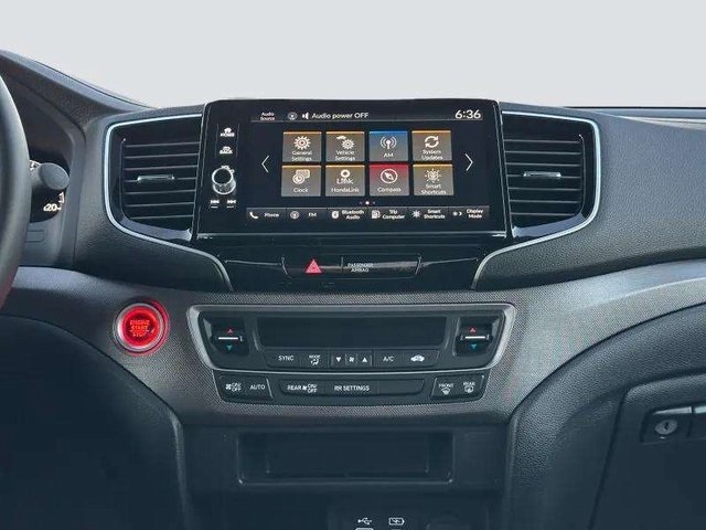2025 Honda Ridgeline Sport photo 19