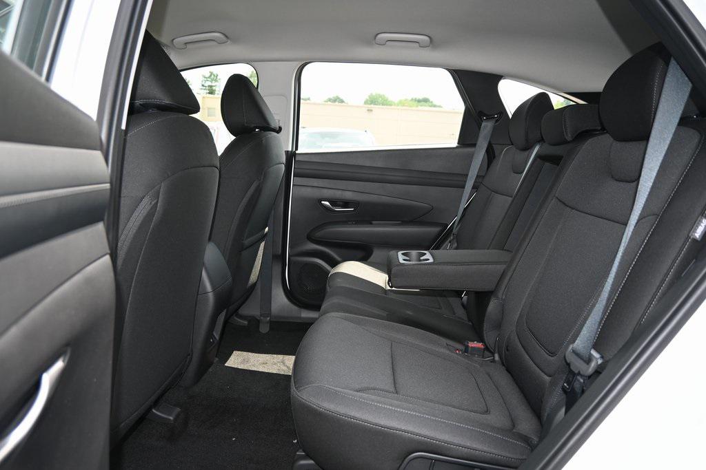2025 Hyundai Tucson SE photo 7