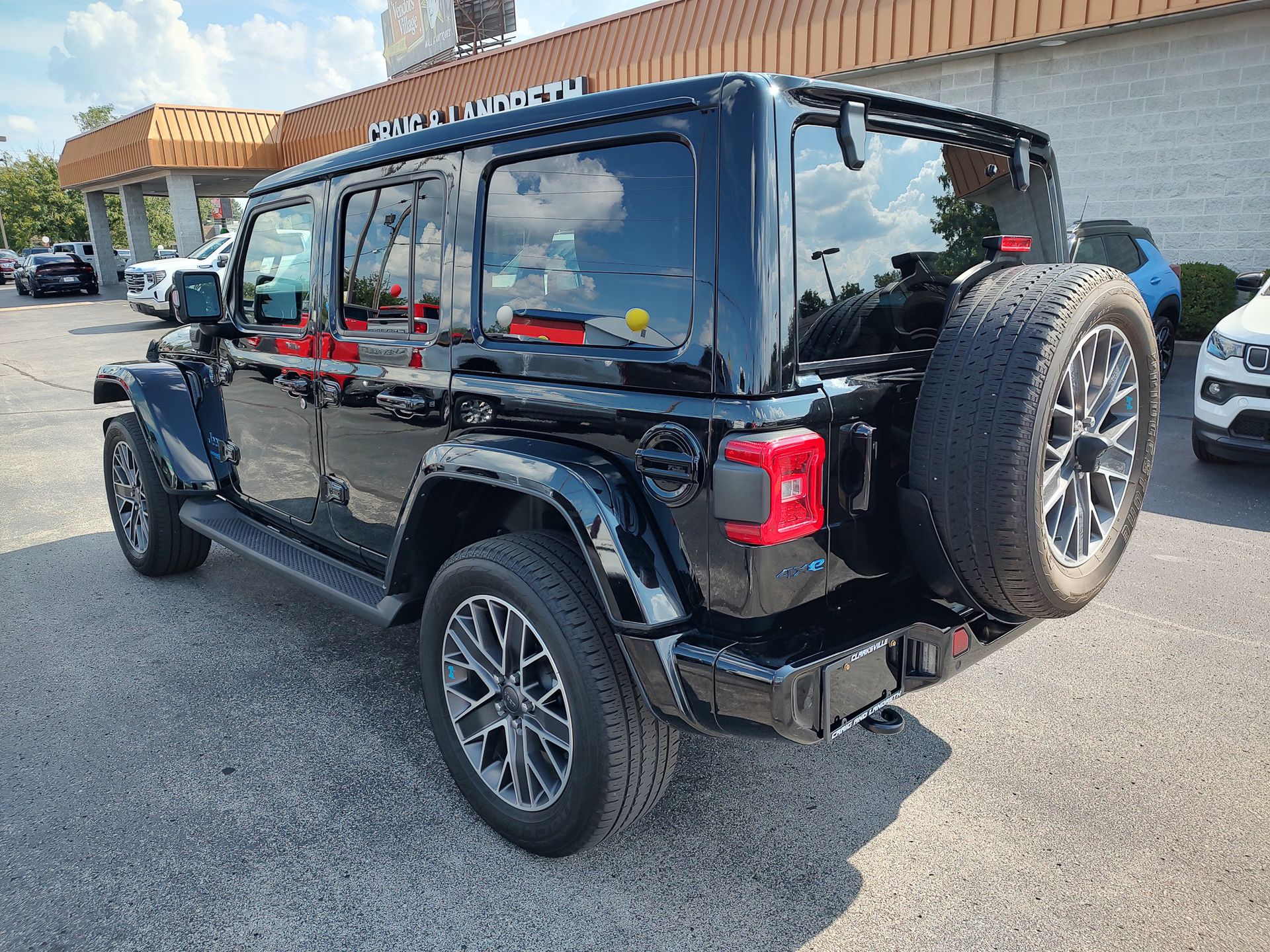 2022 Jeep Wrangler Unlimited Sahara High Altitude 4xe photo 14