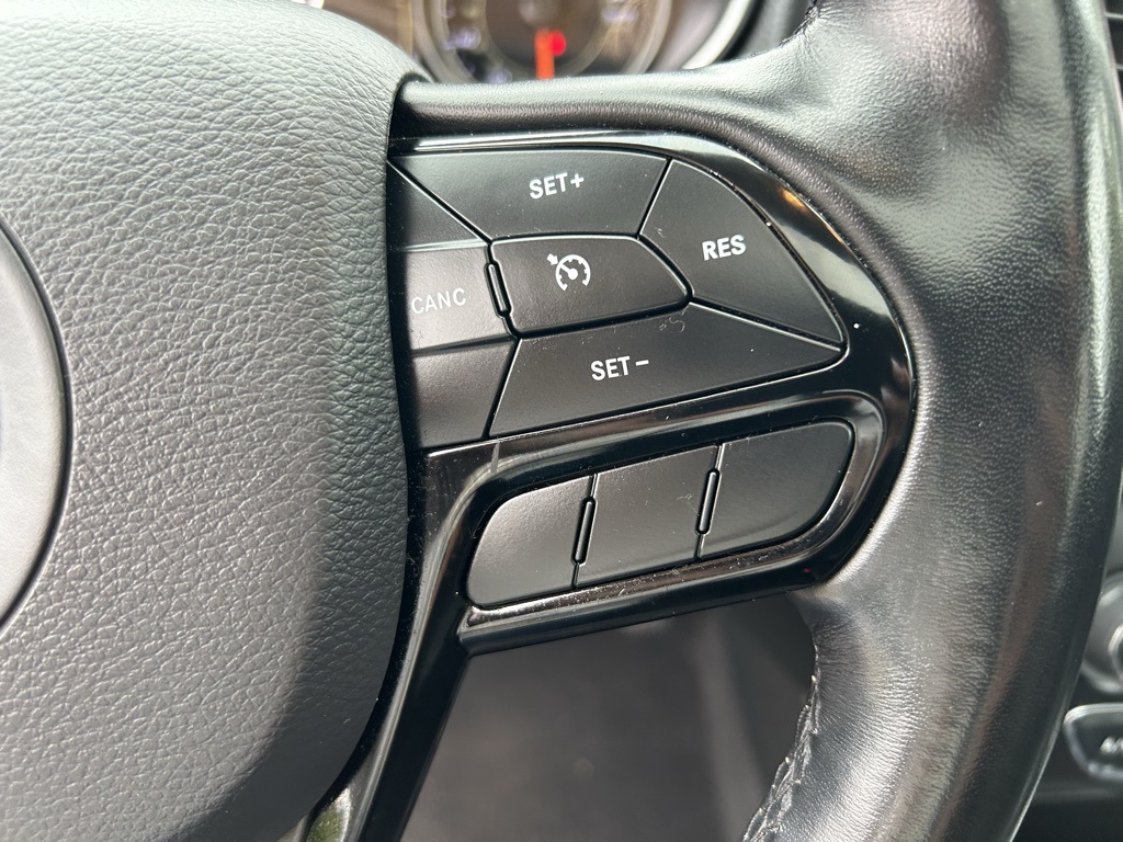 2020 Jeep Cherokee Altitude photo 12