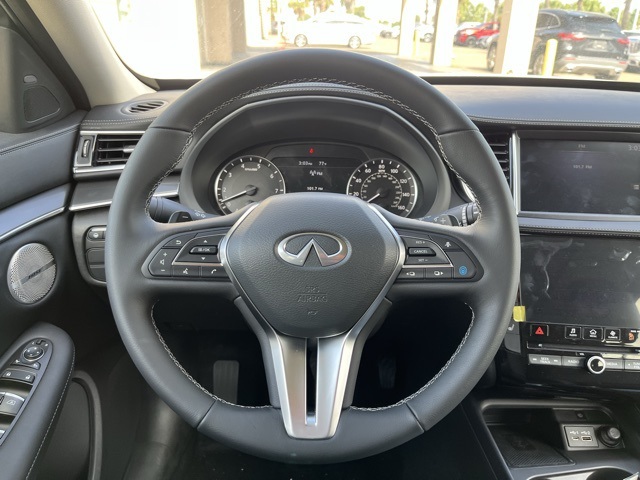 2025 Infiniti QX50 Luxe photo 14