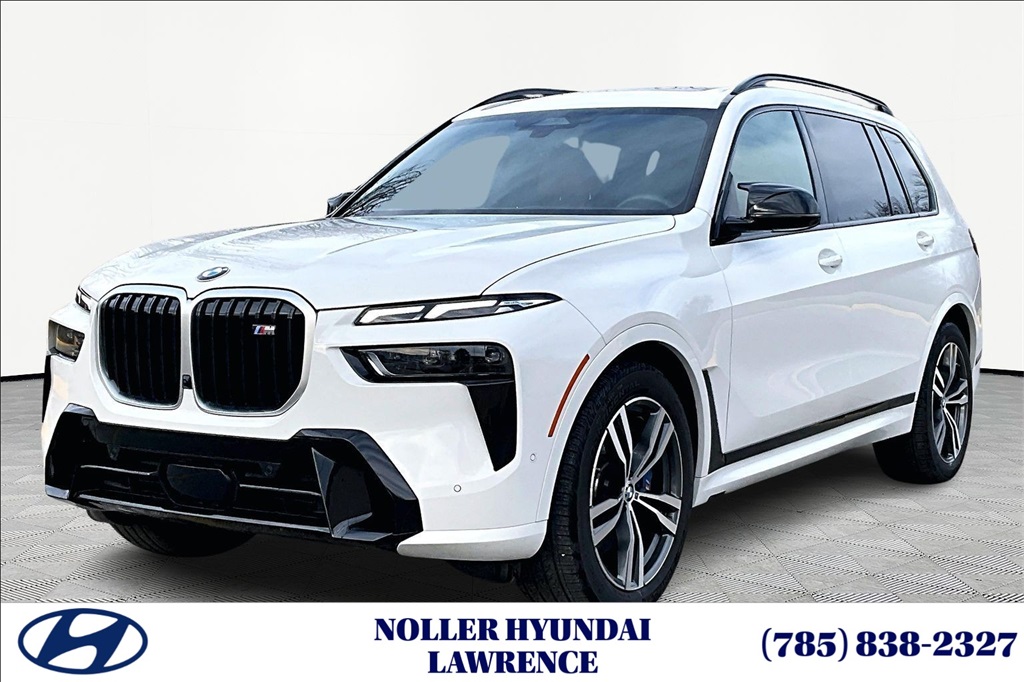 2025 BMW X7 M60i's photo