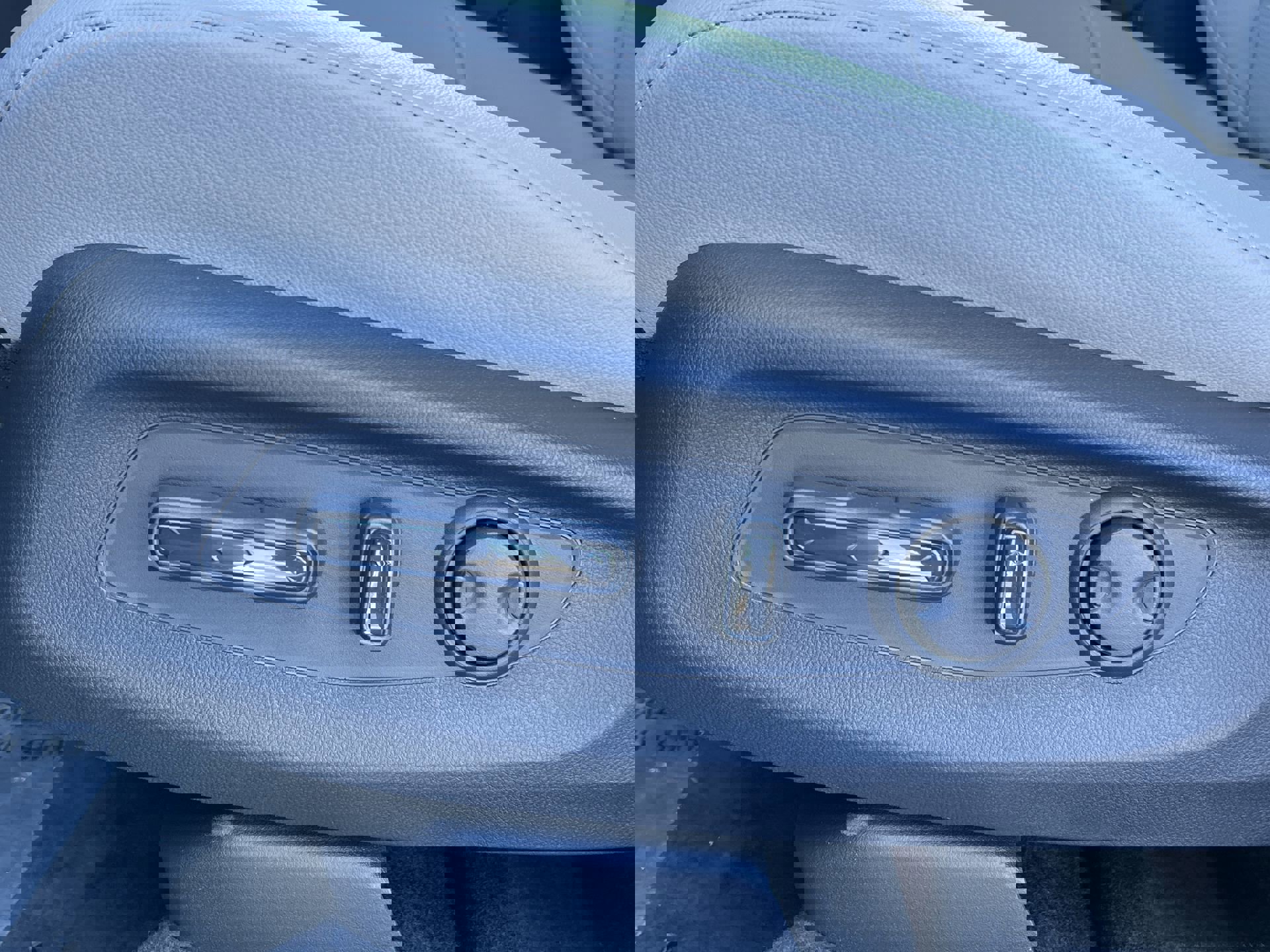 2026 Honda CR-V EX-L photo 11