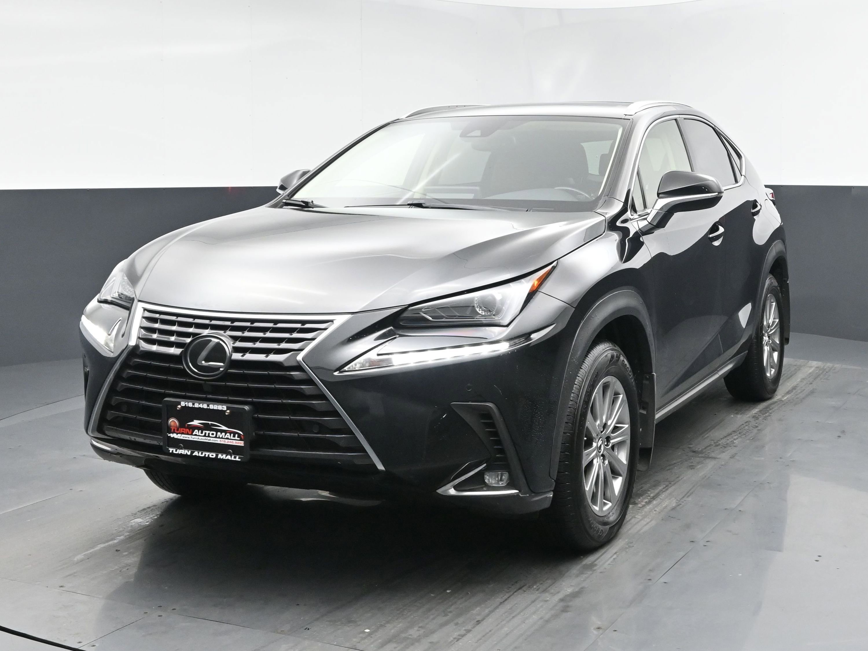 2021 Lexus NX 300's photo