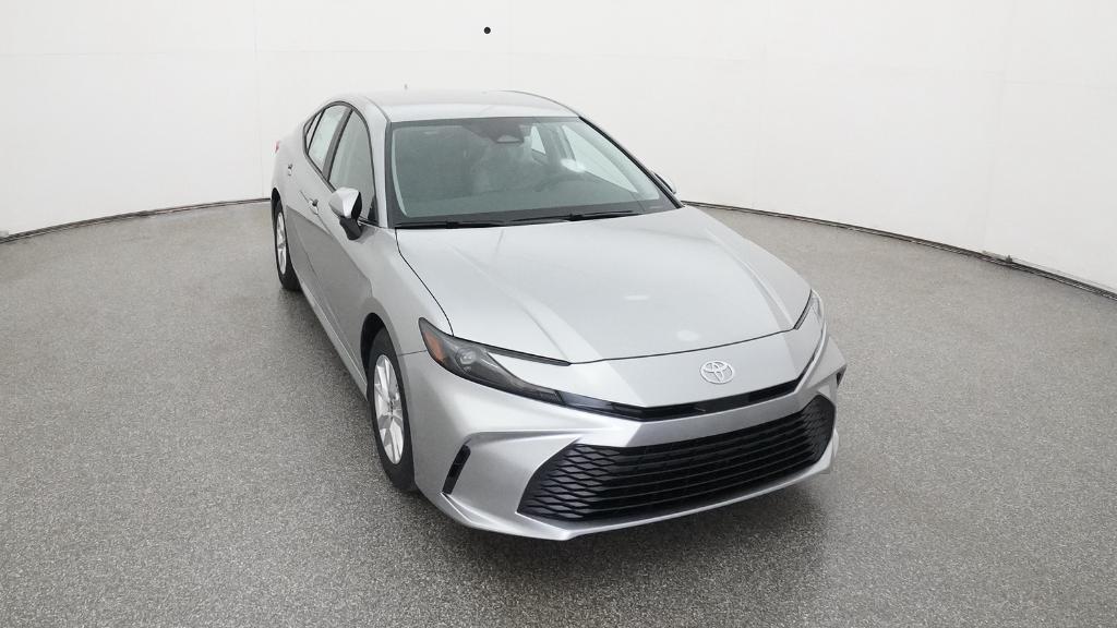 2025 Toyota Camry LE photo 30