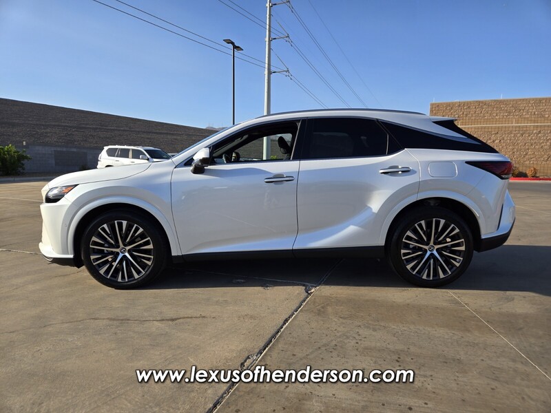 2024 Lexus RX 350h Premium photo 3