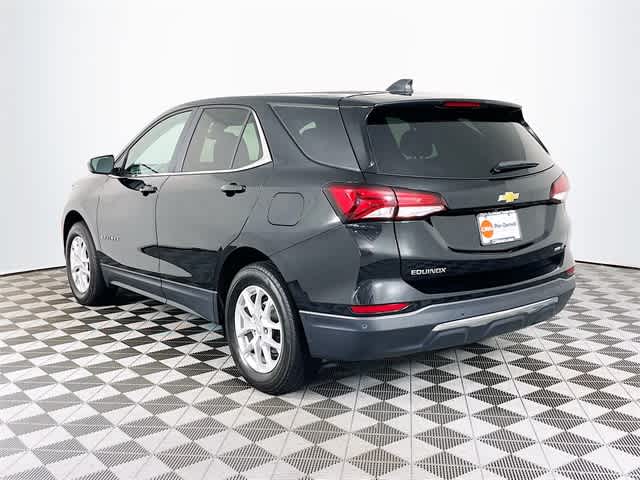 2023 Chevrolet Equinox LT photo 3