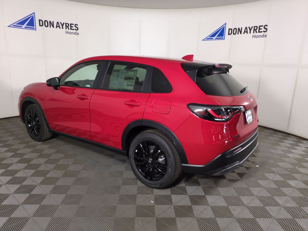 2026 Honda HR-V Sport photo 2