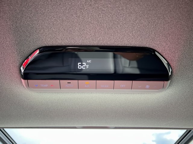2026 Kia EV9 Light Long Range photo 21