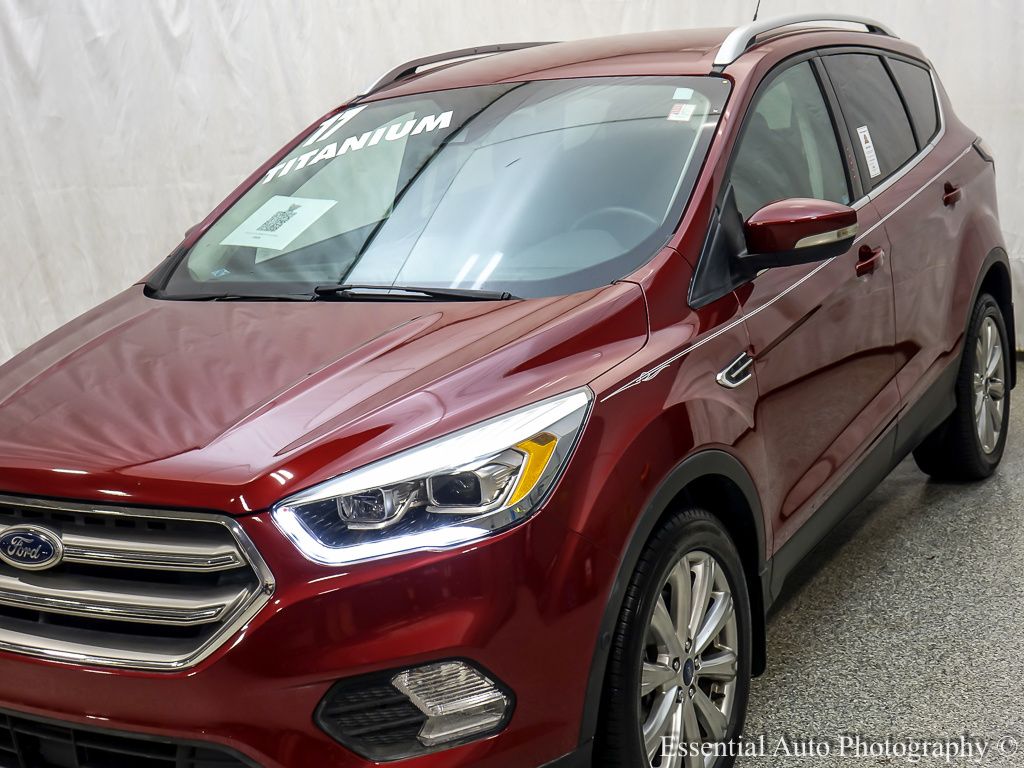2017 Ford Escape Titanium photo 2
