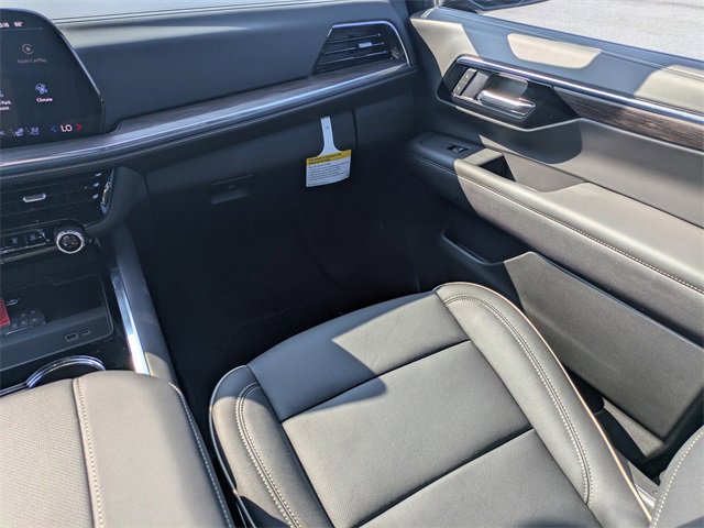2025 Chevrolet Tahoe Premier photo 19