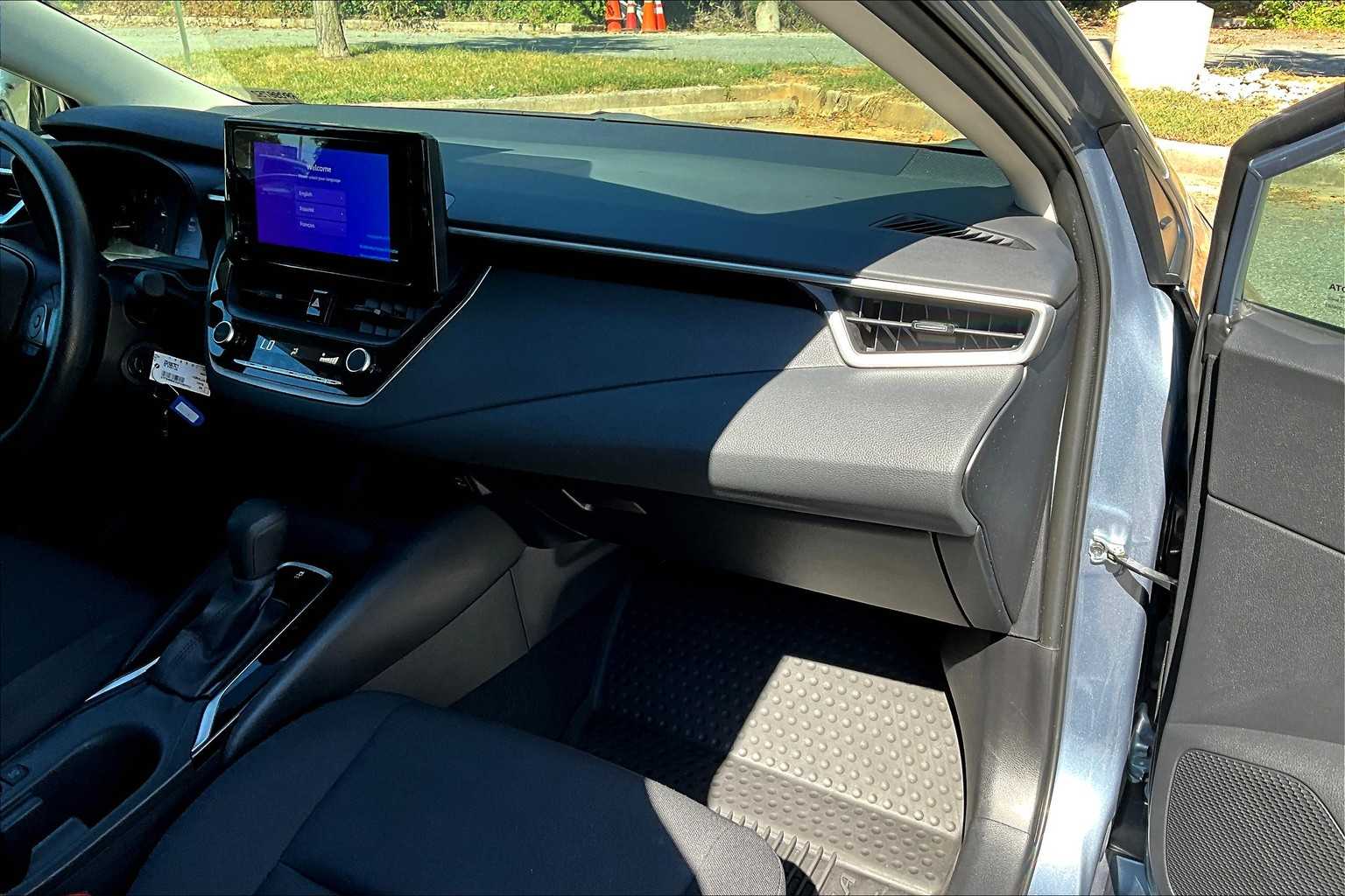 2024 Toyota Corolla LE photo 36