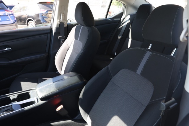2024 Nissan Sentra SV photo 13
