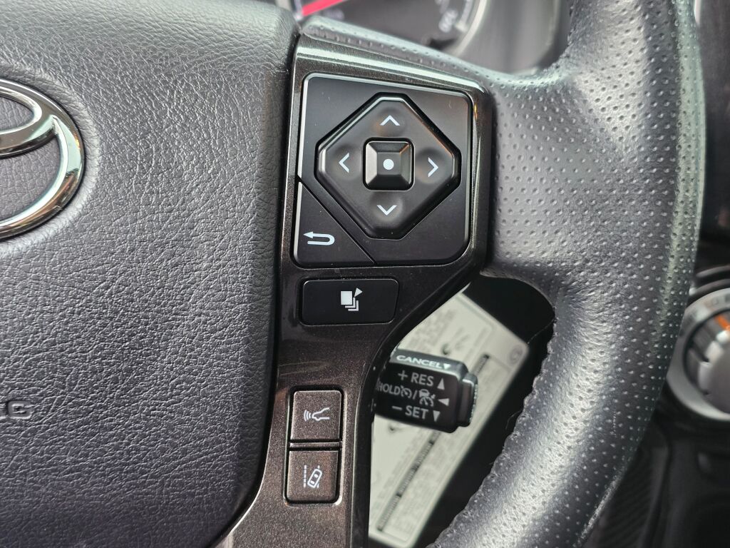 2023 Toyota 4Runner TRD Off-Road Premium photo 25