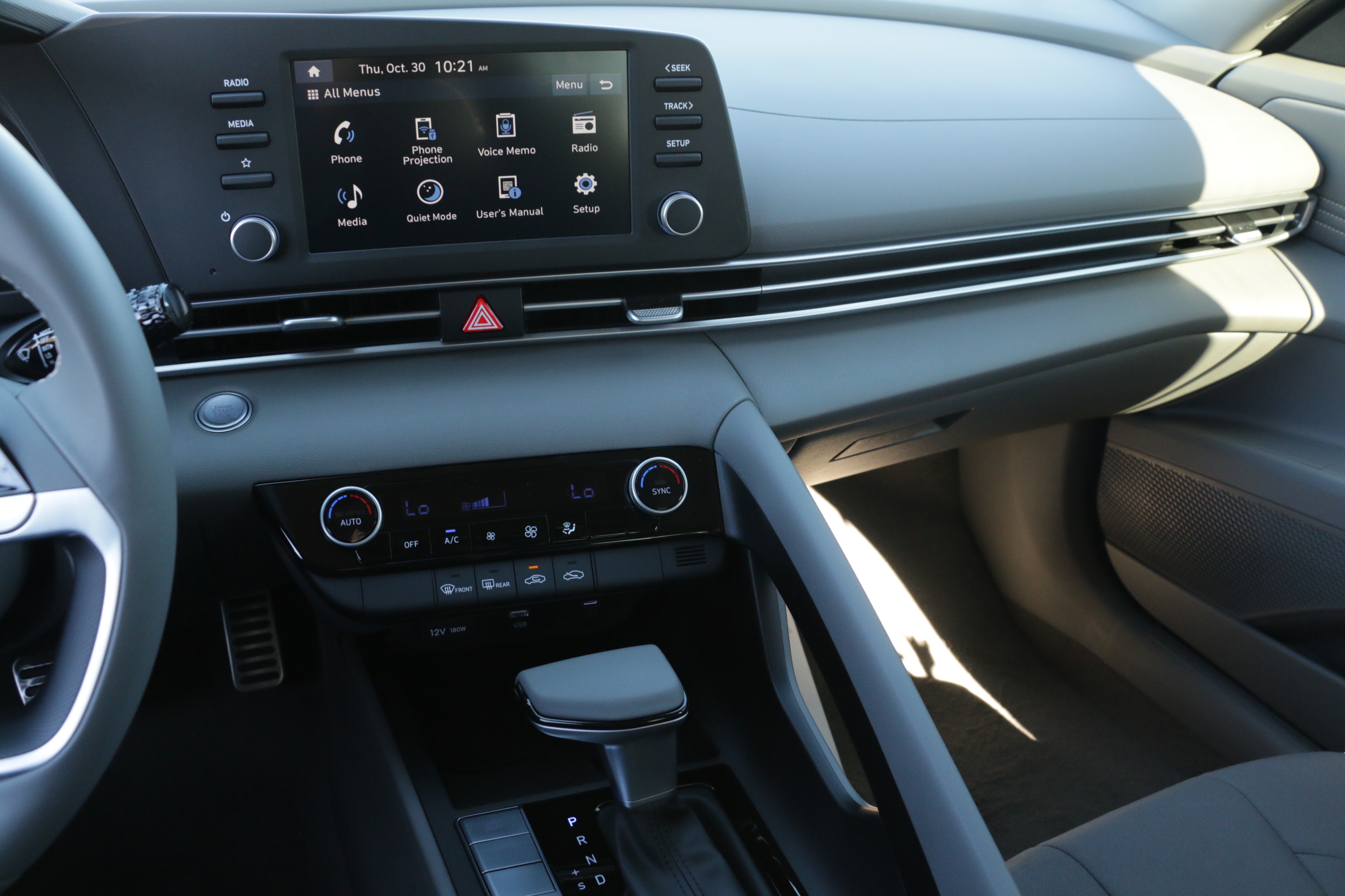 2026 Hyundai Elantra SEL Sport photo 4