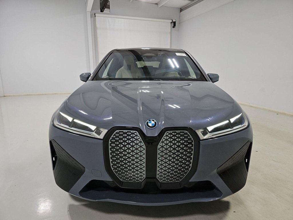 Used 2023 BMW iX Base with VIN WB523CF00PCL86478 for sale in Schererville, IN
